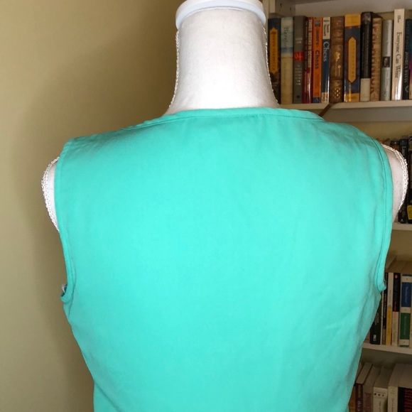 B. Smart Crochet Hem Dress in Green Size 7/8 - Picture 6 of 8